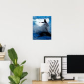 Trainer auf dem Foto von Killer Wal Orca Poster (Heimbüro)
