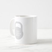 Trainerstil-Kettlebellabdeckung Kaffeetasse (Vorderseite Links)