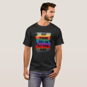 Trainiere weiter, bis der Gürtel schwarz wird Kara T-Shirt (Vorne ganz)