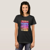 Trainiere weiter bis der Gürtel schwarz wird Karat T-Shirt (Vorne ganz)
