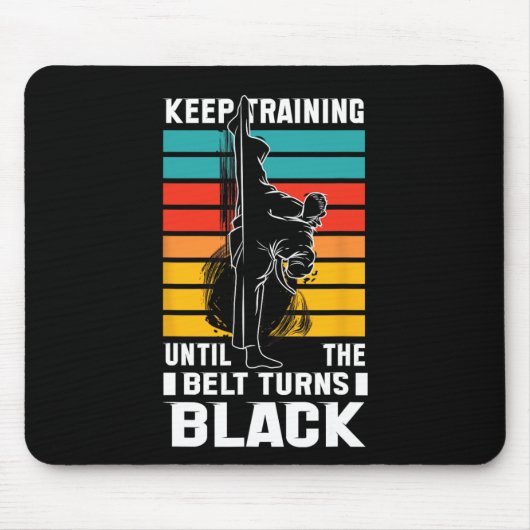 Trainiere weiter, bis die Glocke schwarz wird Mousepad (Vorne)