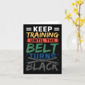 Training behalten, bis der Gürtel schwarzen Gürtel Karte (Gelbe Blume)