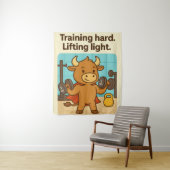 Training Hard, Lifting Light - Funny Bullio Gym Ta Wandteppich (Beispiel)