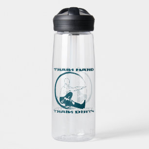 Trainingsshirt, Train hard, train dirty Motivation Trinkflasche