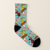 Traktor, Bulldozer und Polka-Punkte Socken (Links - Innen)