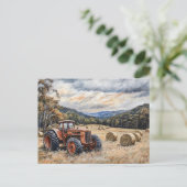 Traktor in einem Heufeld rustikal Postkarte (Stehend Vorderseite)