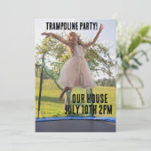 TRAMPOLINE PARTY Individuelle Einladungen (Stehend Vorderseite)