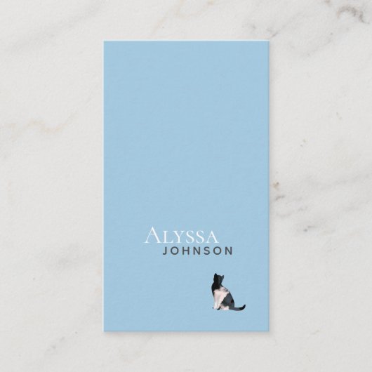 Tranquil Blue Calico Cloud Cat Minimal Visitenkarte (Vorderseite)