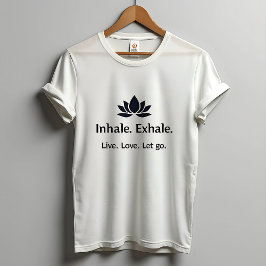 Tranquil Lotus: Einatmen, Exhale Inspiration Fraue T-Shirt