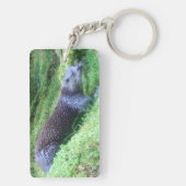 Tranquil Otter Riverside Scene Nature Inspired Schlüsselanhänger (Rückseite)
