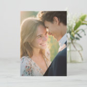 Tranquil Pastel Floral Photo Einladung (Stehend Vorderseite)