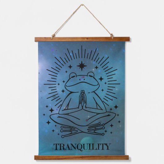 Tranquility Yoga Frogs Wandteppich Mit Holzrahmen (Vorderseite)
