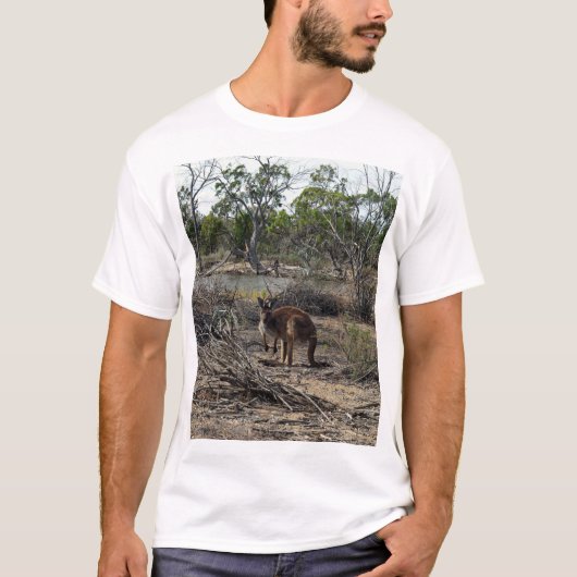 Tranquisiter Moment: Australisches Kangaroo in Bil T-Shirt (Vorderseite)