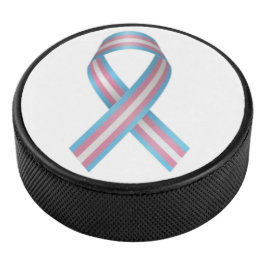 Trans-Band auf Hockey-Puck mit weißem Hintergrund Eishockey Puck