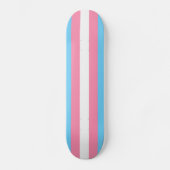 Trans-Flagge auf Skateboard (Vorderseite)