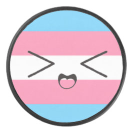 Trans Flagge mit süßem aufgeregtem Gesicht Hockey Eishockey Puck