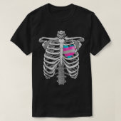 Trans Heart Ribcage Proud Geschenk für Transgender T-Shirt (Design vorne)