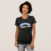 Trans Kids schützen - Regenbogen T-Shirt (Vorne ganz)