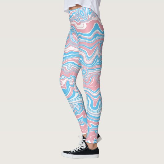 Trans Pride Flag Trippy Boho Groovy Wavy Streifen Leggings (Links)