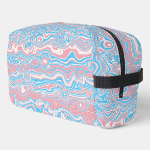 Trans Pride Flag Trippy Boho Groovy Wavy Streifen Waschbeutel