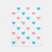 Trans Pride Hearts Fleece Blanket (Vorderseite)