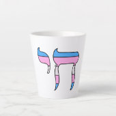 Trans-Stolz-Flagge Chai Milchtasse (Vorderseite)