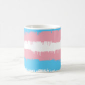 Trans-Stolz-Flagge mit Farbe Kaffeetasse (Mittel)