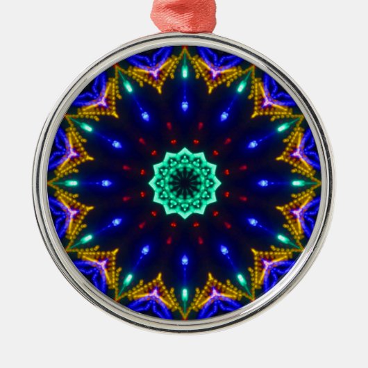 Transcendental Blue Kaleidoskop Circle Wheel Ornament Aus Metall (Vorne)