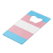Transgender Pride Geldbeutel Flaschenöffner (Rückseite Schrägansicht)