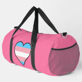 Transgender pride hearts duffle bag (Rechte Ecke)