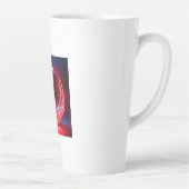 Transparenter reflektierender roter Globus mit Ste Milchtasse (Rechts)