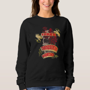 Transportdispatcher Tätowierter Totenkopf und rote Sweatshirt