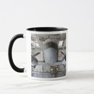 Transportflugzeug C-47 Dakota aus dem Zweiten Welt Tasse