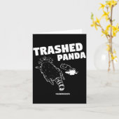 Trashed Panda Drunken Raccoon Funny Meme  Karte (Gelbe Blume)