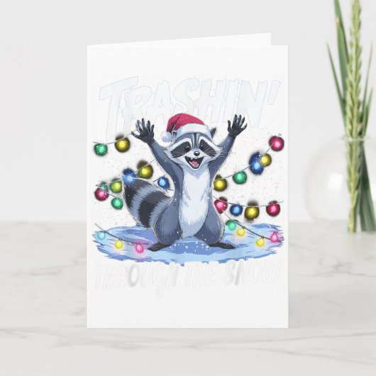 Trashin' Through The Snow Funny Christmas Raccoon Karte (Vorderseite)