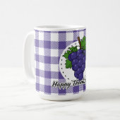 Trauben auf Kariertem Violett - Glückliches Ernted Kaffeetasse (Vorderseite Links)