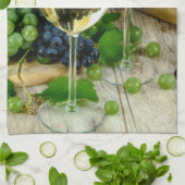 Trauben und Küchentücher (Gefaltet)