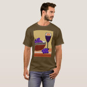 Trauben und Wineglass in Maroon und Tan T-Shirt (Vorne ganz)