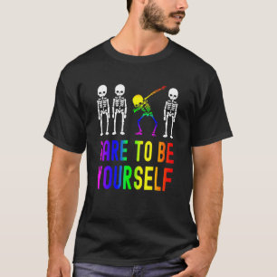 Traue Dir Selbst Zu Lgbt Stolz Skelett Dabbing 1 T-Shirt