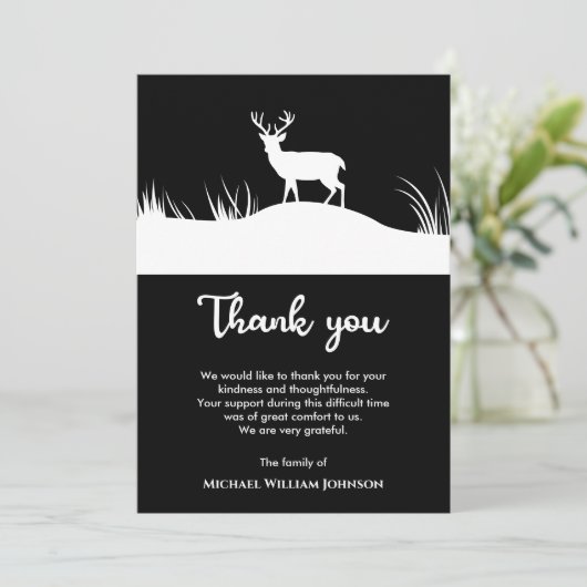 Trauerdenkmal Schwarz-Weiß-Minimalistisch Dankeskarte (Stehend Vorderseite)