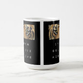 Traum glauben, Tiger Eyes Motivierend Kaffeetasse (Mittel)