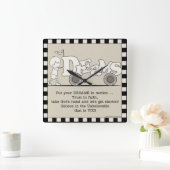 Träume in Bewegung Quadratische Wanduhr (Zuhause)