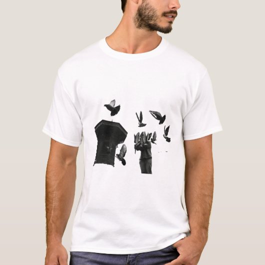 Träume unter den Vögeln T-Shirt (Vorderseite)