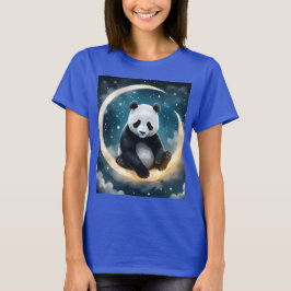 Träumen im Mondlicht: Pandas Celestial Serenade T-Shirt