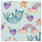 Träumerische Katze, die in das Stoff (Nahaufnahme)