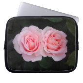 Träumerische Rosen-Neopren-Laptop-Hülsen Laptopschutzhülle (Vorderseite)