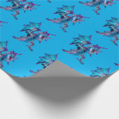Träumerischer blauer Drache mit feurigen Details Geschenkpapier (Ecke)