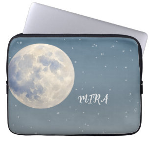 Träumerischer Mond & Wolken Blaues Himmel Design Laptopschutzhülle