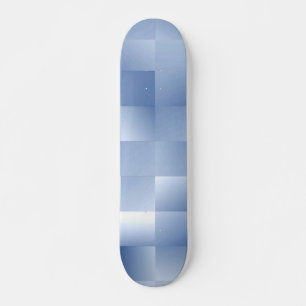 Traumhafte blaue Töne in einem quadratischen Muste Skateboard