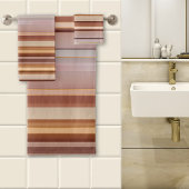 Traumhaftes Set mit gestreiftem Sonnenuntergang